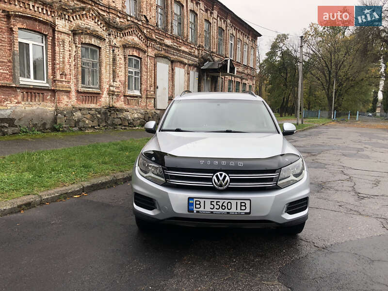 Внедорожник / Кроссовер Volkswagen Tiguan 2015 в Кременчуге фото 2 Внедорожник / Кроссовер Volkswagen Tiguan 2015 в Кременчуге