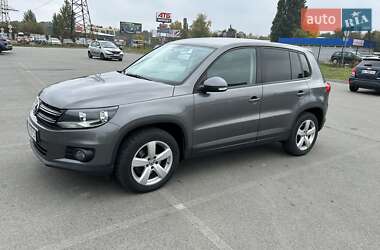 Внедорожник / Кроссовер Volkswagen Tiguan 2012 в Киеве