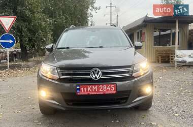 Позашляховик / Кросовер Volkswagen Tiguan 2015 в Дніпрі