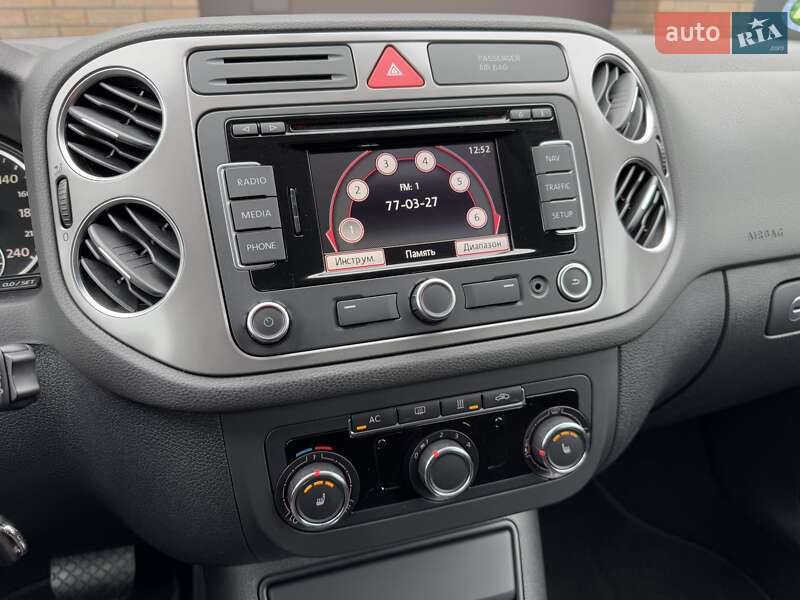 Внедорожник / Кроссовер Volkswagen Tiguan 2011 в Луцке фото 25 Внедорожник / Кроссовер Volkswagen Tiguan 2011 в Луцке