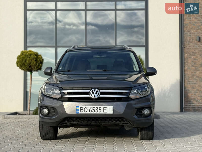 Внедорожник / Кроссовер Volkswagen Tiguan 2015 в Тернополе