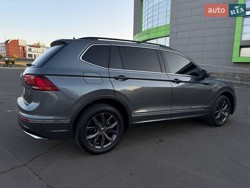 Внедорожник / Кроссовер Volkswagen Tiguan 2021 в Кривом Роге