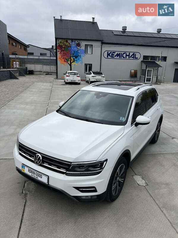 Внедорожник / Кроссовер Volkswagen Tiguan 2017 в Белой Церкви