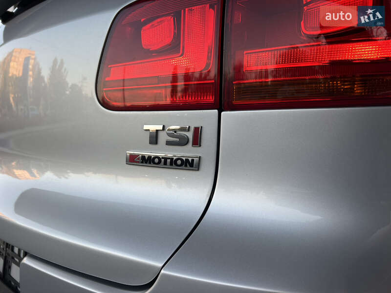 Внедорожник / Кроссовер Volkswagen Tiguan 2016 в Николаеве