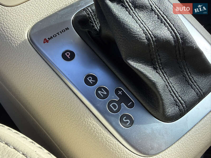 Позашляховик / Кросовер Volkswagen Tiguan 2015 в Стрию