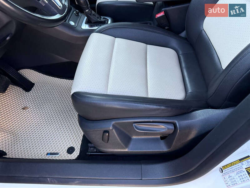 Внедорожник / Кроссовер Volkswagen Tiguan 2016 в Стрые