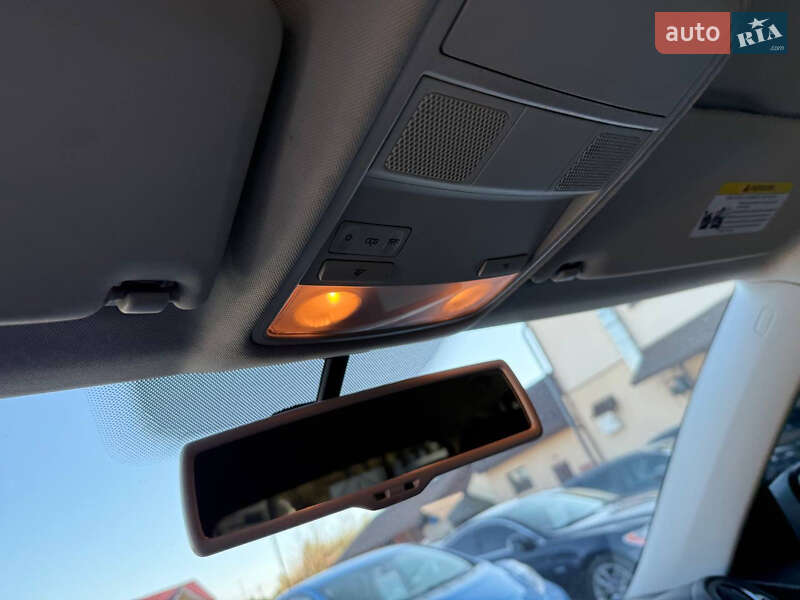 Внедорожник / Кроссовер Volkswagen Tiguan 2016 в Стрые