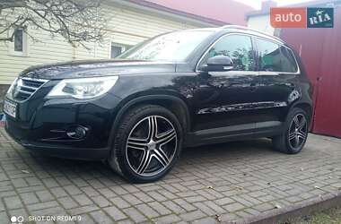 Позашляховик / Кросовер Volkswagen Tiguan 2009 в Бродах