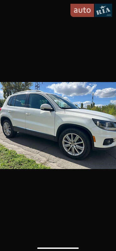Внедорожник / Кроссовер Volkswagen Tiguan 2011 в Кривом Роге фото 2 Внедорожник / Кроссовер Volkswagen Tiguan 2011 в Кривом Роге