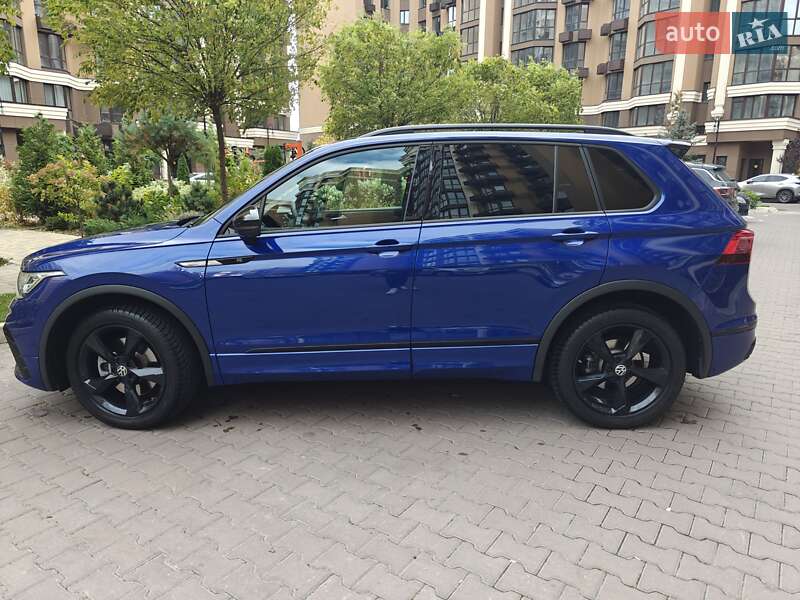 Внедорожник / Кроссовер Volkswagen Tiguan 2022 в Киеве