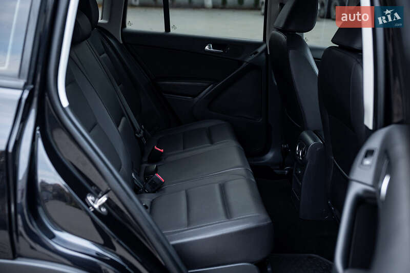 Внедорожник / Кроссовер Volkswagen Tiguan 2016 в Киеве фото 34 Внедорожник / Кроссовер Volkswagen Tiguan 2016 в Киеве