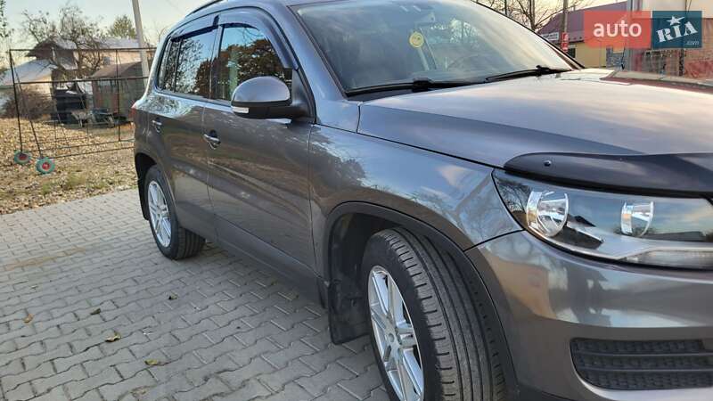 Внедорожник / Кроссовер Volkswagen Tiguan 2015 в Косове