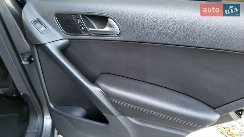 Внедорожник / Кроссовер Volkswagen Tiguan 2015 в Косове