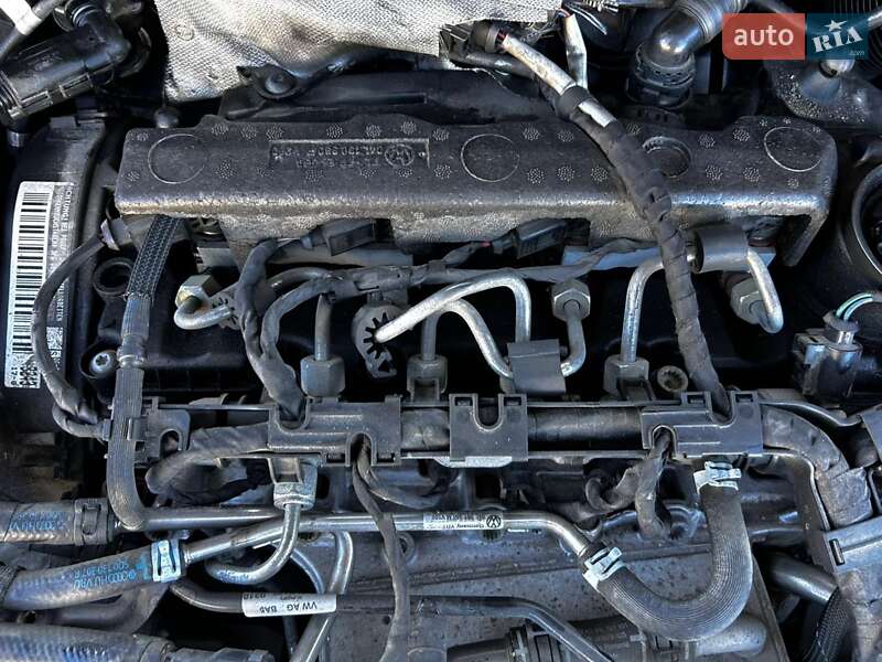 Позашляховик / Кросовер Volkswagen Tiguan 2016 в Львові