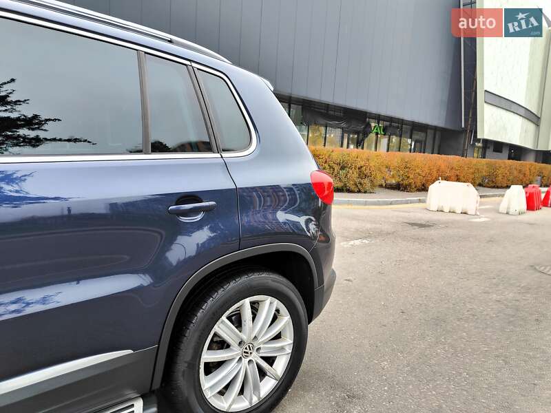 Позашляховик / Кросовер Volkswagen Tiguan 2011 в Києві фото 7 Позашляховик / Кросовер Volkswagen Tiguan 2011 в Києві