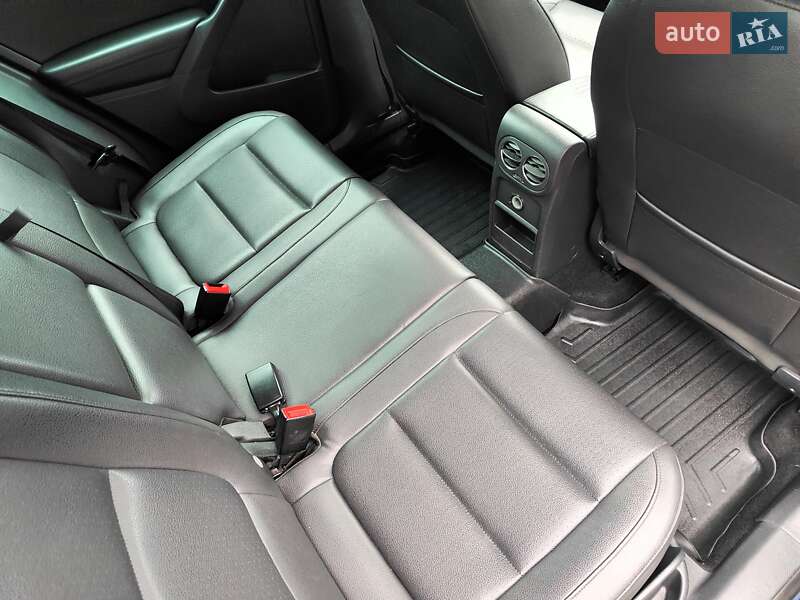 Позашляховик / Кросовер Volkswagen Tiguan 2011 в Києві фото 61 Позашляховик / Кросовер Volkswagen Tiguan 2011 в Києві