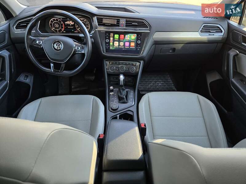 Внедорожник / Кроссовер Volkswagen Tiguan 2018 в Киеве фото 15 Внедорожник / Кроссовер Volkswagen Tiguan 2018 в Киеве