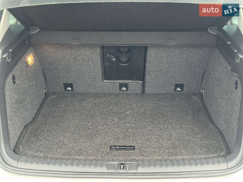 Внедорожник / Кроссовер Volkswagen Tiguan 2016 в Житомире фото 24 Внедорожник / Кроссовер Volkswagen Tiguan 2016 в Житомире