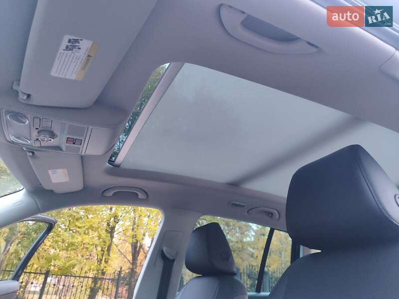 Внедорожник / Кроссовер Volkswagen Tiguan 2014 в Миргороде