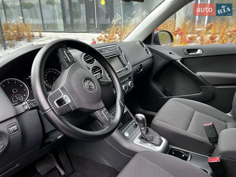 Внедорожник / Кроссовер Volkswagen Tiguan 2015 в Ровно фото 10 Внедорожник / Кроссовер Volkswagen Tiguan 2015 в Ровно