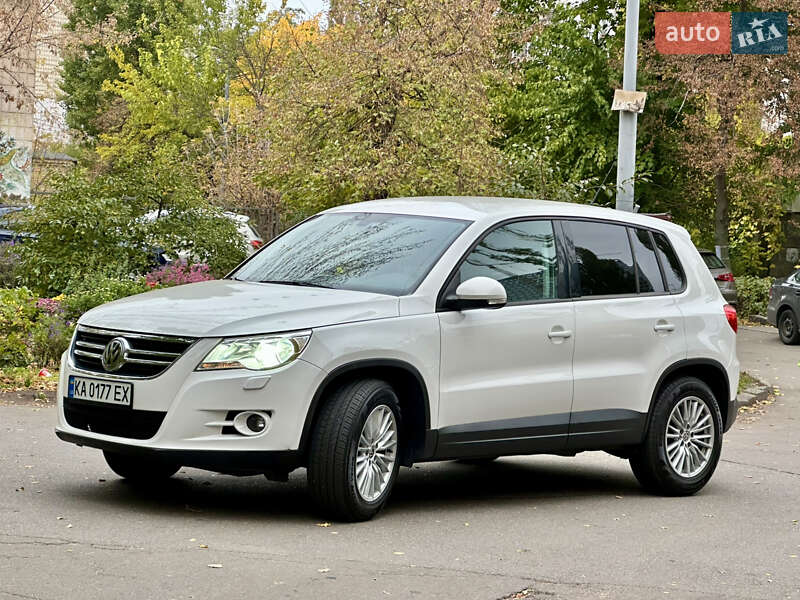 Внедорожник / Кроссовер Volkswagen Tiguan 2008 в Киеве фото 2 Внедорожник / Кроссовер Volkswagen Tiguan 2008 в Киеве