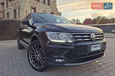 Внедорожник / Кроссовер Volkswagen Tiguan 2020 в 