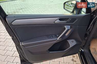 Внедорожник / Кроссовер Volkswagen Tiguan 2020 в 