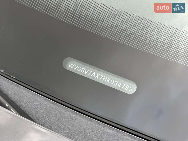 Внедорожник / Кроссовер Volkswagen Tiguan 2017 в Виннице