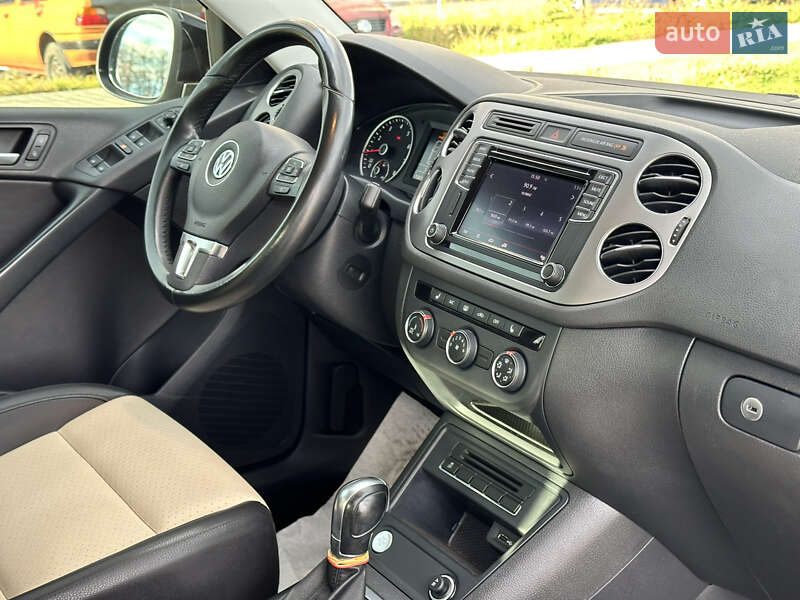Внедорожник / Кроссовер Volkswagen Tiguan 2017 в Виннице