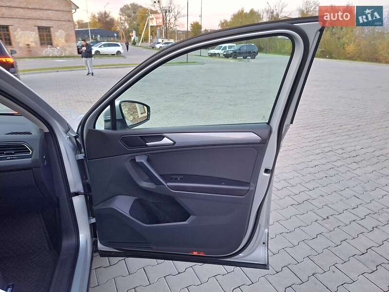 Внедорожник / Кроссовер Volkswagen Tiguan 2021 в Бережанах