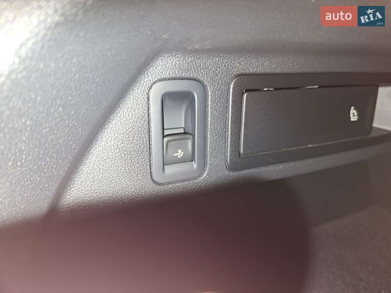 Внедорожник / Кроссовер Volkswagen Tiguan 2021 в Бережанах