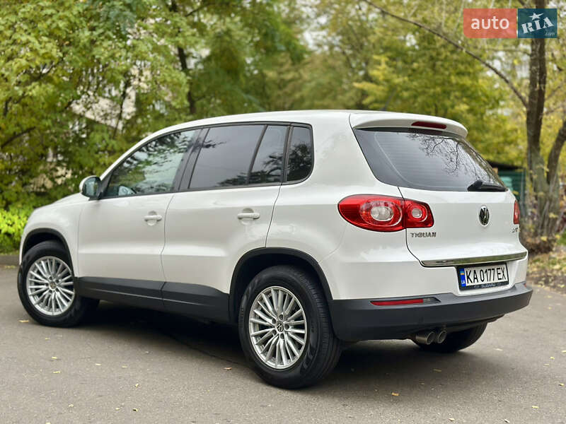 Внедорожник / Кроссовер Volkswagen Tiguan 2008 в Киеве фото 3 Внедорожник / Кроссовер Volkswagen Tiguan 2008 в Киеве