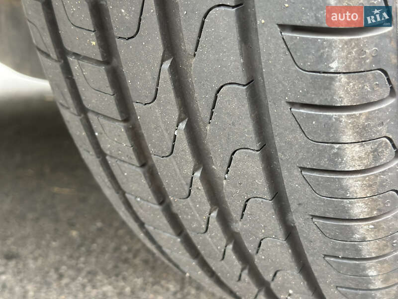 Внедорожник / Кроссовер Volkswagen Tiguan 2008 в Киеве фото 16 Внедорожник / Кроссовер Volkswagen Tiguan 2008 в Киеве