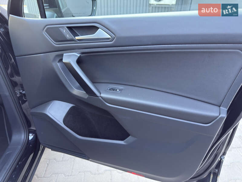 Позашляховик / Кросовер Volkswagen Tiguan 2019 в Рівному фото 20 Позашляховик / Кросовер Volkswagen Tiguan 2019 в Рівному