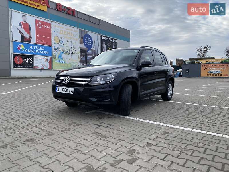 Внедорожник / Кроссовер Volkswagen Tiguan 2015 в Конотопе