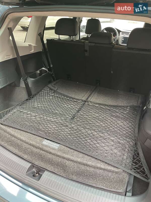 Внедорожник / Кроссовер Volkswagen Tiguan 2019 в Киеве фото 13 Внедорожник / Кроссовер Volkswagen Tiguan 2019 в Киеве