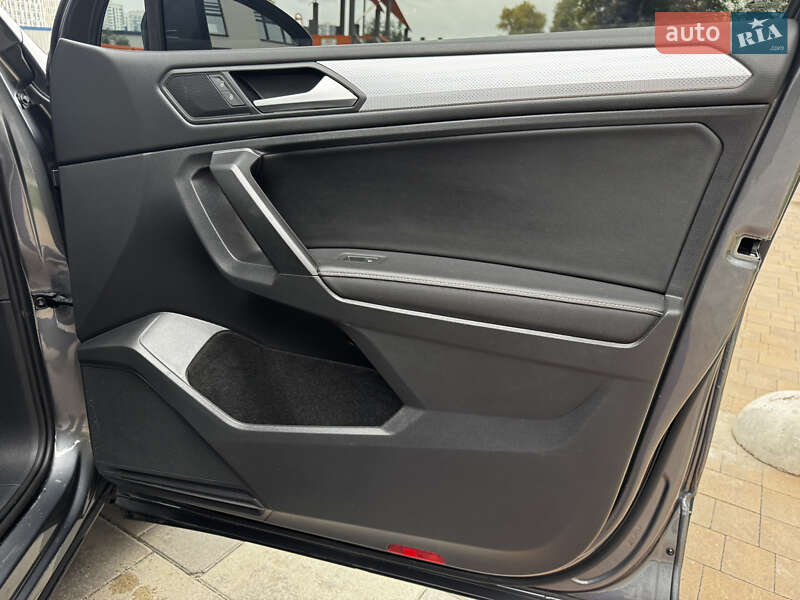 Внедорожник / Кроссовер Volkswagen Tiguan 2023 в Киеве