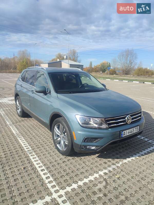 Позашляховик / Кросовер Volkswagen Tiguan 2020 в  фото Позашляховик / Кросовер Volkswagen Tiguan 2020 в