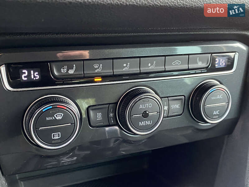 Внедорожник / Кроссовер Volkswagen Tiguan 2018 в Черновцах