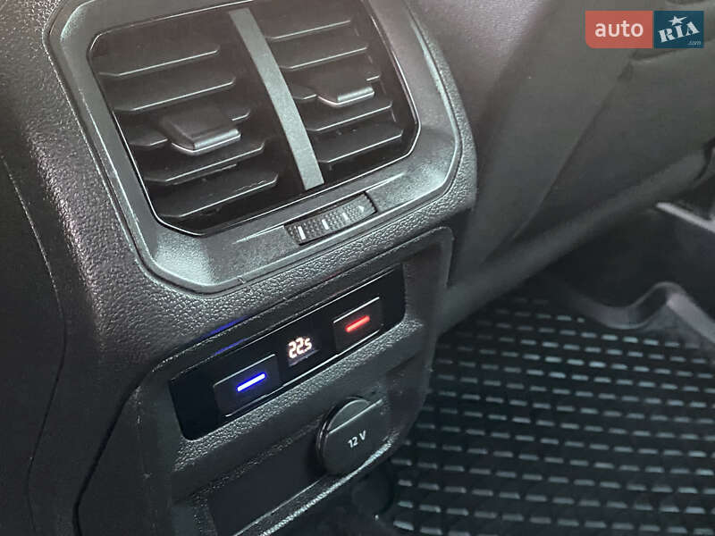 Внедорожник / Кроссовер Volkswagen Tiguan 2018 в Черновцах