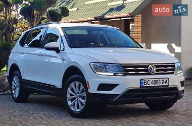 Внедорожник / Кроссовер Volkswagen Tiguan 2017 в Новом Роздоле Внедорожник / Кроссовер Volkswagen Tiguan 2017 в Новом Роздоле