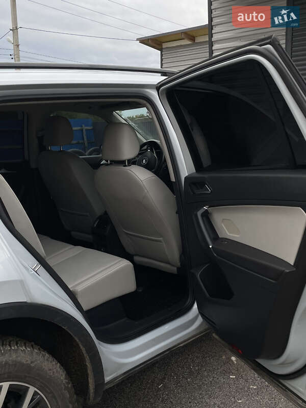 Позашляховик / Кросовер Volkswagen Tiguan 2018 в Вінниці фото 43 Позашляховик / Кросовер Volkswagen Tiguan 2018 в Вінниці