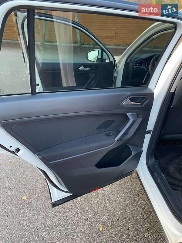 Внедорожник / Кроссовер Volkswagen Tiguan 2018 в Чернигове