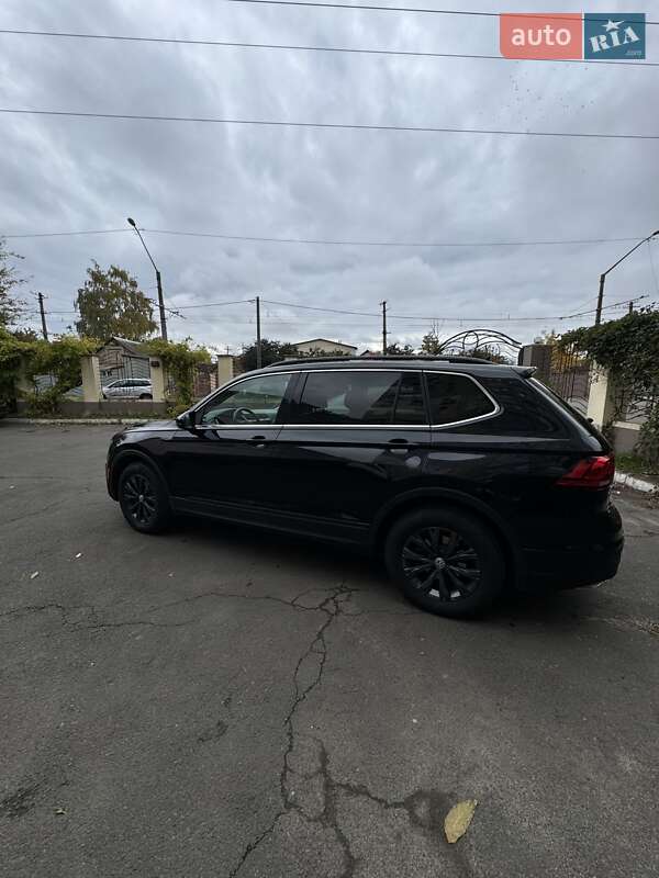 Внедорожник / Кроссовер Volkswagen Tiguan 2019 в Одессе фото 7 Внедорожник / Кроссовер Volkswagen Tiguan 2019 в Одессе