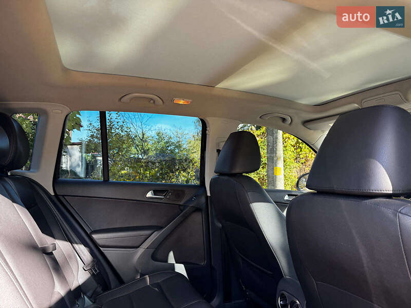 Внедорожник / Кроссовер Volkswagen Tiguan 2012 в Киеве