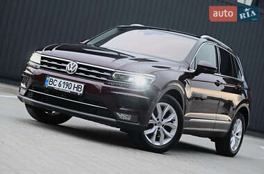 Позашляховик / Кросовер Volkswagen Tiguan 2018 в  фото 3 Позашляховик / Кросовер Volkswagen Tiguan 2018 в
