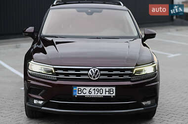 Позашляховик / Кросовер Volkswagen Tiguan 2018 в  фото 9 Позашляховик / Кросовер Volkswagen Tiguan 2018 в