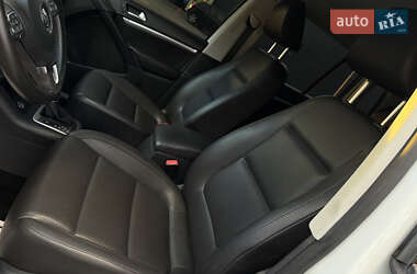 Позашляховик / Кросовер Volkswagen Tiguan 2017 в  фото 30 Позашляховик / Кросовер Volkswagen Tiguan 2017 в