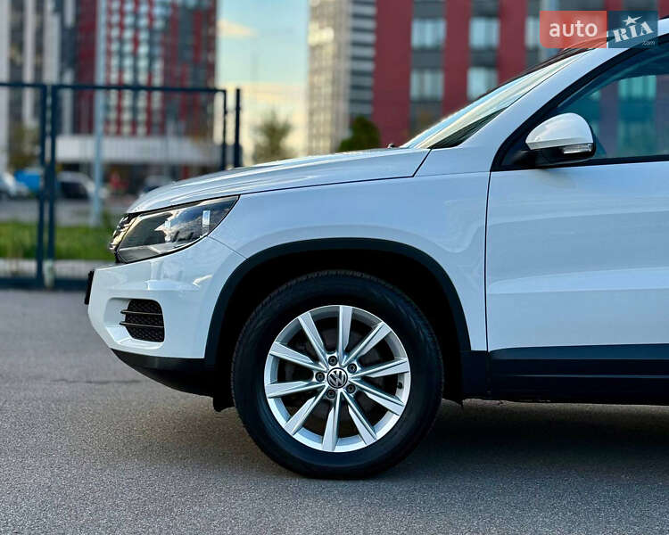 Внедорожник / Кроссовер Volkswagen Tiguan 2016 в Киеве фото 7 Внедорожник / Кроссовер Volkswagen Tiguan 2016 в Киеве