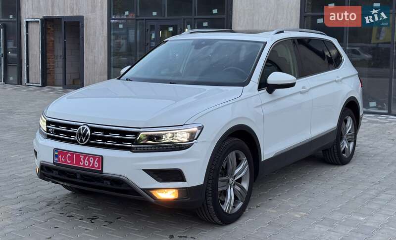 Внедорожник / Кроссовер Volkswagen Tiguan 2018 в Тернополе